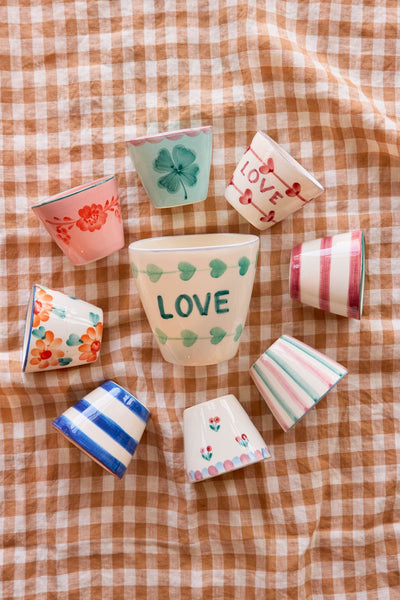 Très petit Ovale Céramique Gobelet expresso - Rose - Hand-painted Flower Wine