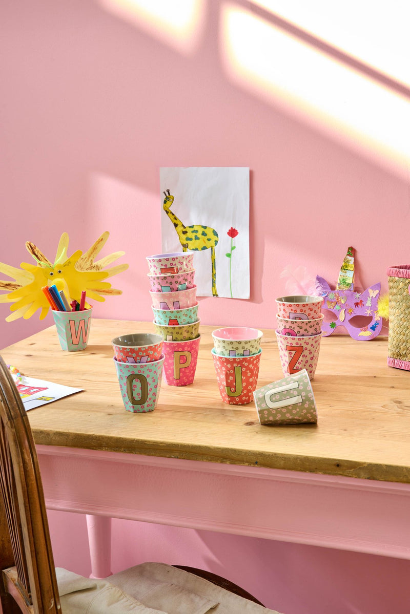 Medium Alphabet Cup - Pink - P - Flowers